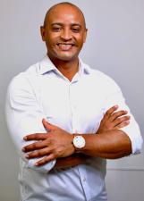 Foto oficial de Charles dos Carrinhos no TSE
