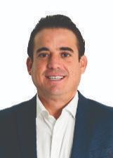 Foto oficial de Adriano Alvarenga no TSE