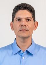 Foto oficial de Carlos Vinicios no TSE
