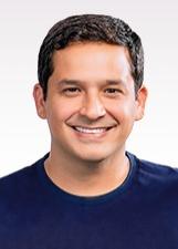 Foto oficial de Victor Dias no TSE