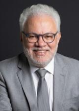 Foto oficial de Cantor Kalebe no TSE