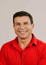 Foto oficial de Carlos Veras no TSE