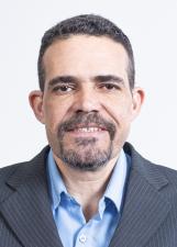 Foto oficial de Richard Casares no TSE