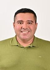 Foto oficial de Policial Cantor no TSE
