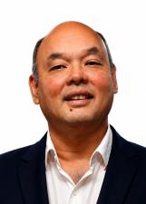Foto oficial de Dr Chou Yi no TSE