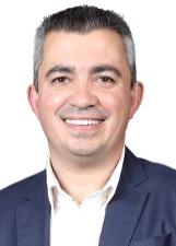 Foto oficial de Leandro Cesar no TSE