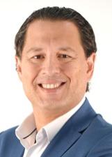 Foto oficial de Major Vitor Santos no TSE