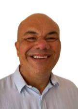 Foto oficial de George no TSE