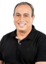 Foto oficial de Vitor Azevedo no TSE