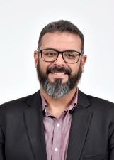 Foto oficial de Júlio Isidro no TSE