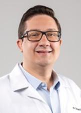 Foto oficial de Dr. Fernando Santorio no TSE