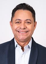 Foto oficial de Samuel Santos no TSE