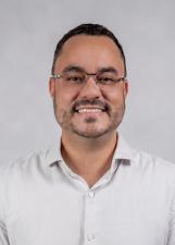 Foto oficial de Tales de Castro no TSE